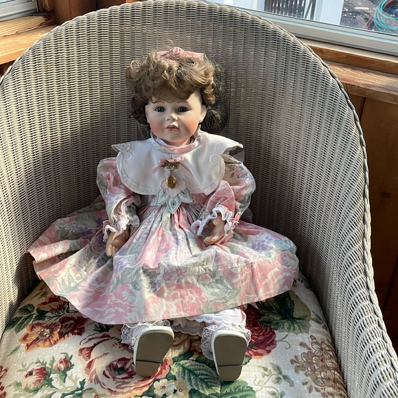 Marie Osmond  (Camille) Picture Day Seies Doll. Box  Included. - Picture 1 of 9